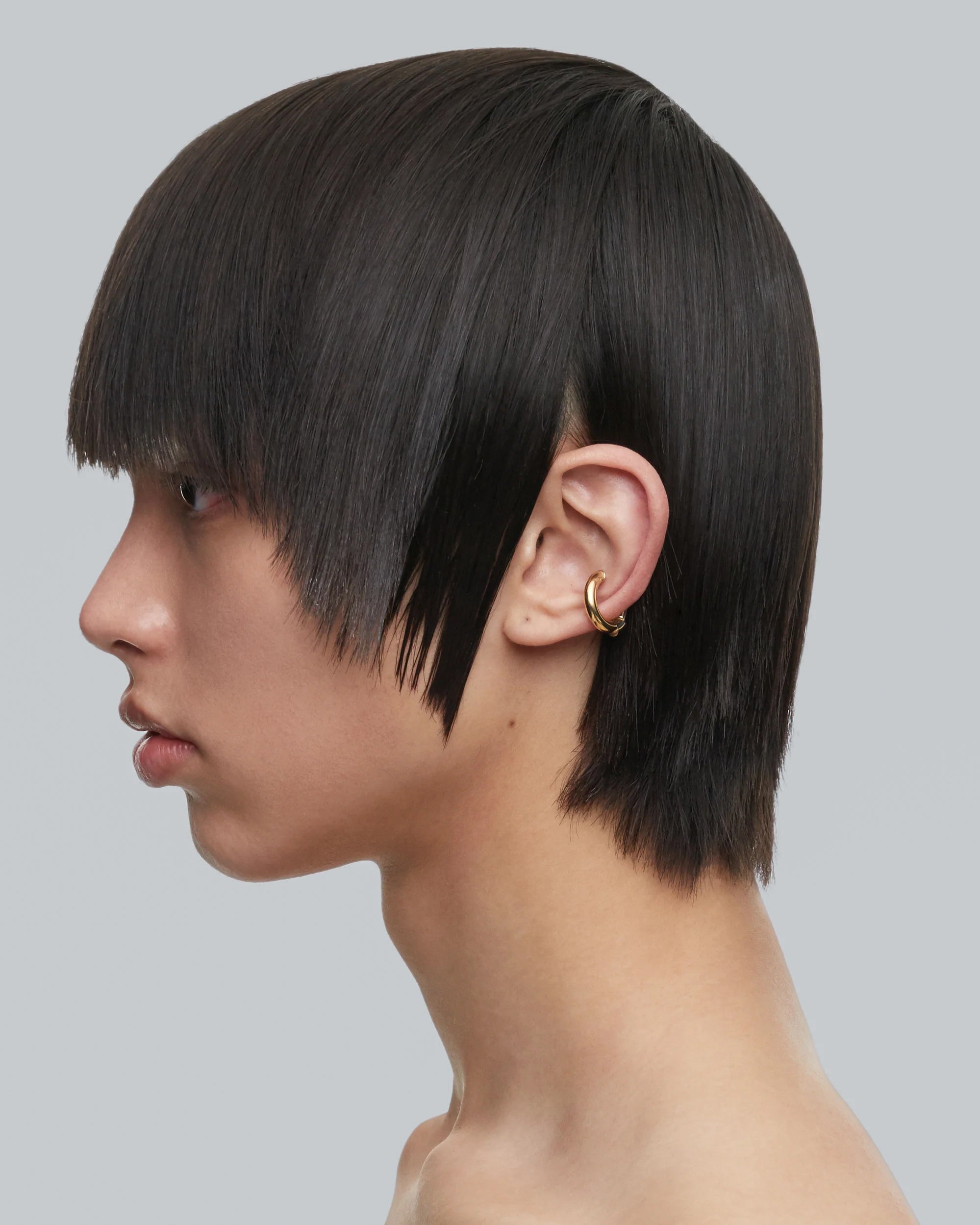 GOLD IMPERFECT CIRCLE EAR CUFF