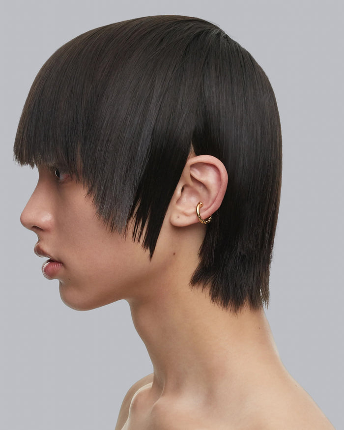 GOLD HALF TWIDDLE EAR CUFF