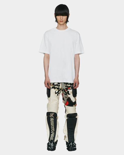 T-SHIRT WHITE PATCHES ON BLACK