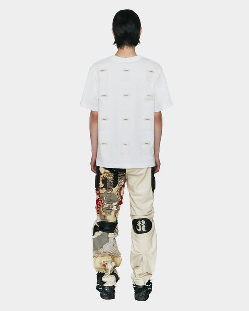 T-SHIRT WHITE PATCHES ON BLACK