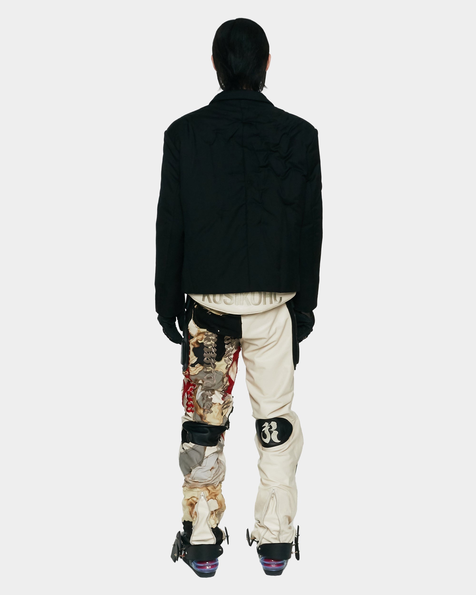 EYELET EMBROIDERY LIGHT WEIGHT PADDED BLAZER